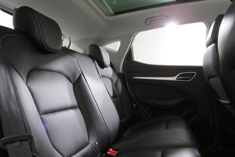 MG ZS EXCLUSIVE Image 34