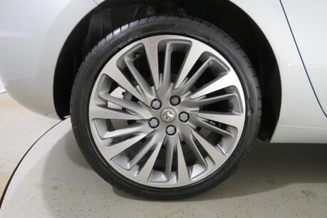 Vauxhall Astra GRIFFIN EDITION Image 12