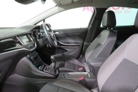 Vauxhall Astra GRIFFIN EDITION Image 17