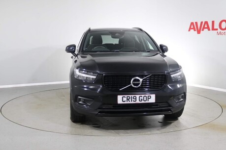 Volvo XC40 D4 R-DESIGN AWD Image 6