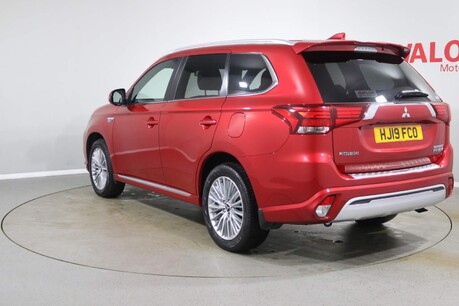 Mitsubishi Outlander PHEV 4H Image 8