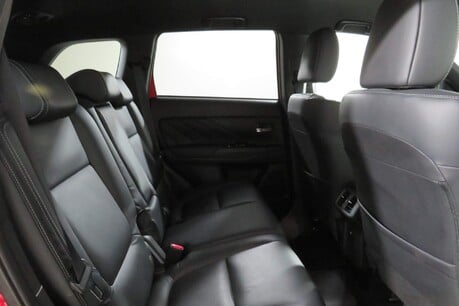 Mitsubishi Outlander PHEV 4H Image 33