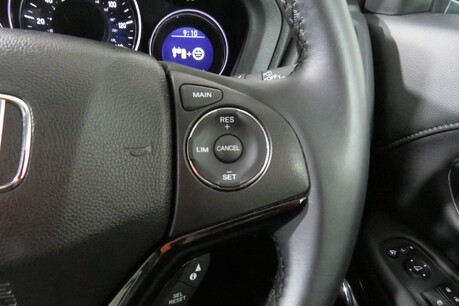 Honda HR-V I-VTEC EX Image 24