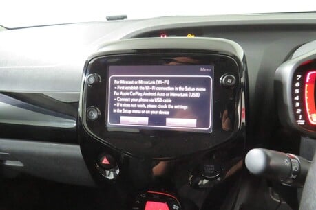 Toyota Aygo VVT-I X-CLUSIV X-SHIFT Image 24