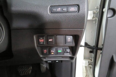 Nissan X-Trail DCI N-TEC XTRONIC Image 39