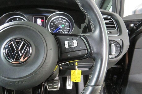 Volkswagen Golf R DSG Image 65