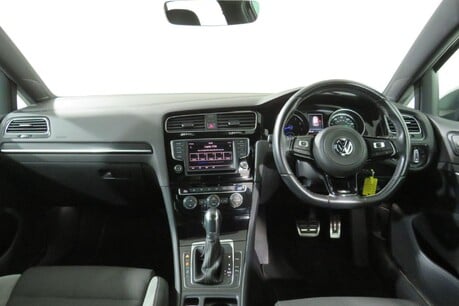 Volkswagen Golf R DSG Image 40