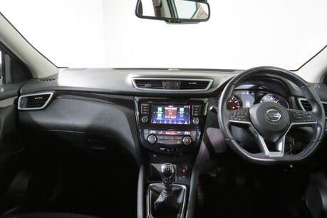 Nissan Qashqai DIG-T ACENTA PREMIUM Image 17