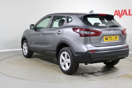 Nissan Qashqai DIG-T ACENTA PREMIUM Image 8