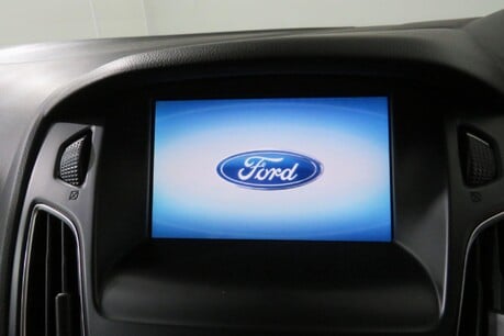 Ford Focus ZETEC Image 39