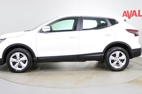 Nissan Qashqai DIG-T ACENTA PREMIUM Image 6