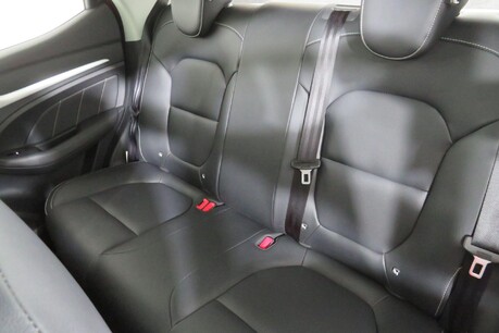 MG ZS EXCLUSIVE Image 22