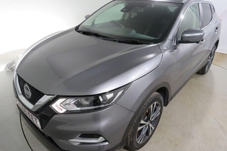 Nissan Qashqai DIG-T N-CONNECTA Image 17