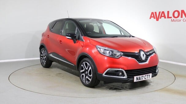 Renault Captur DYNAMIQUE S NAV DCI Service History