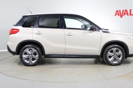 Suzuki Vitara SZ-T Image 11