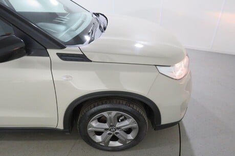 Suzuki Vitara SZ-T Image 31