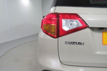 Suzuki Vitara SZ-T Image 43