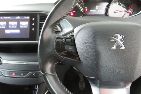 Peugeot 308 HDI ACTIVE Image 34