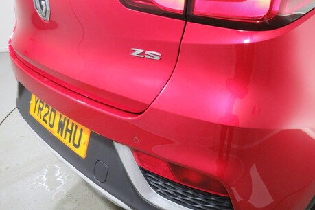 MG ZS EXCLUSIVE Image 13