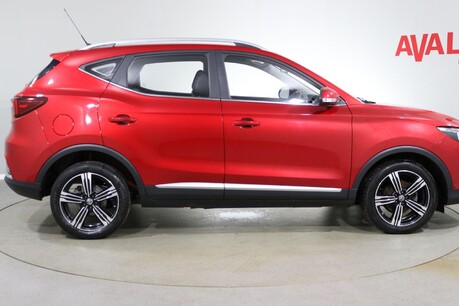 MG ZS EXCLUSIVE Image 8