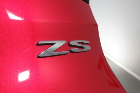 MG ZS EXCLUSIVE Image 17