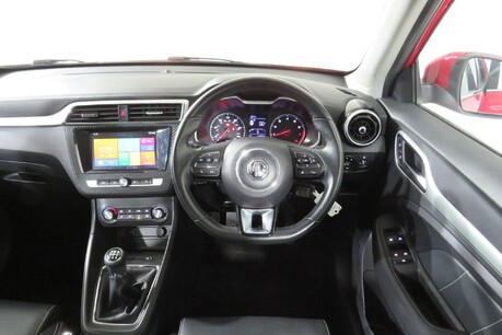 MG ZS EXCLUSIVE Image 20