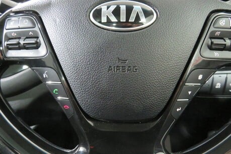 Kia Ceed CRDI 4 ISG Image 27