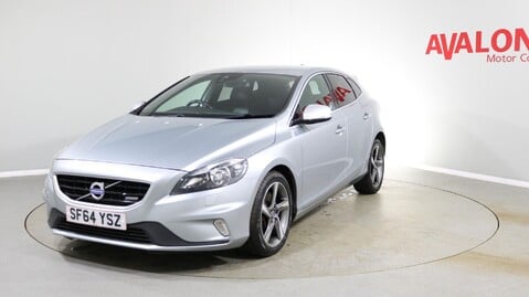 Volvo V40 D3 R-DESIGN Interior