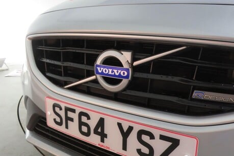 Volvo V40 D3 R-DESIGN Image 14