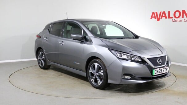 Nissan LEAF TEKNA Service History