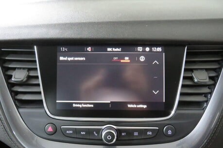 Vauxhall Grandland X SRI NAV Image 36