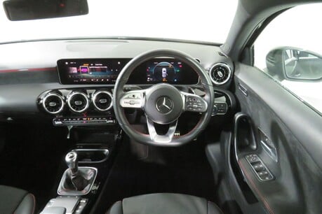 Mercedes-Benz A Class A 200 AMG LINE EXECUTIVE Image 46