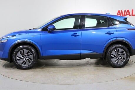 Nissan Qashqai DIG-T ACENTA PREMIUM MHEV Image 4