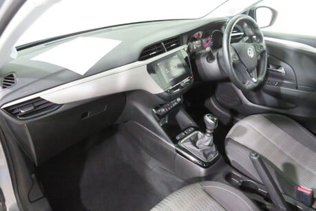 Vauxhall Corsa SE PREMIUM Image 3