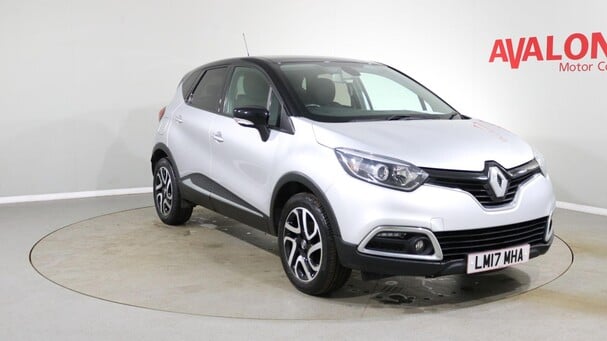 Renault Captur DYNAMIQUE S NAV TCE Service History