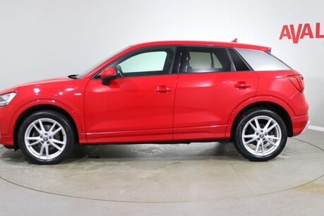 Audi Q2 TFSI S LINE Image 7