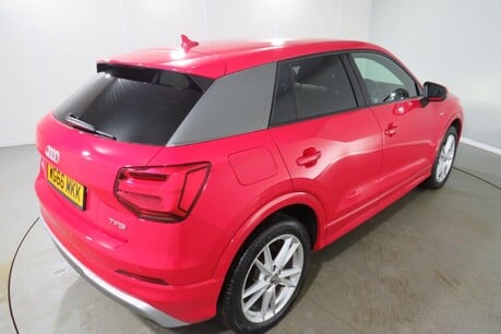 Audi Q2 TFSI S LINE Image 11