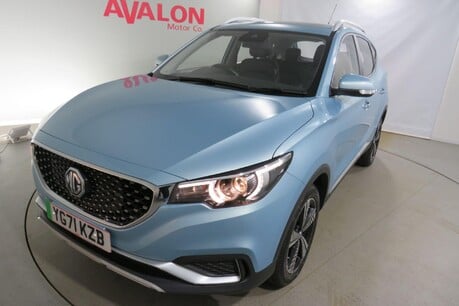 MG ZS EXCLUSIVE Image 4