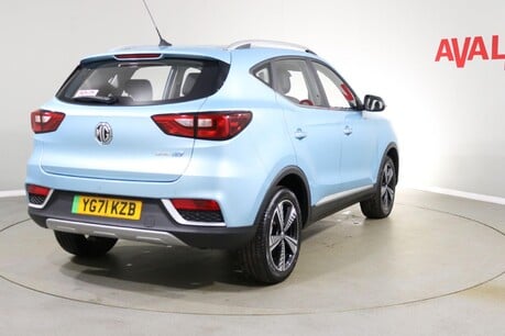 MG ZS EXCLUSIVE Image 11