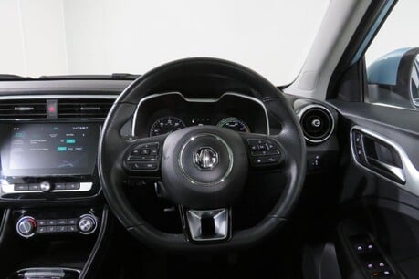 MG ZS EXCLUSIVE Image 47