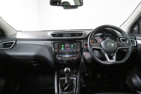 Nissan Qashqai DIG-T TEKNA Image 15