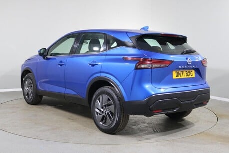 Nissan Qashqai DIG-T ACENTA PREMIUM MHEV Image 6