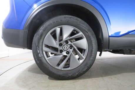 Nissan Qashqai DIG-T ACENTA PREMIUM MHEV Image 23