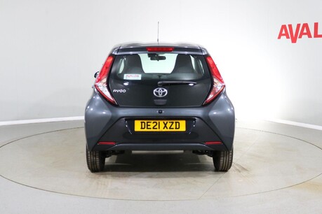 Toyota Aygo VVT-I X-PLAY TSS Image 9