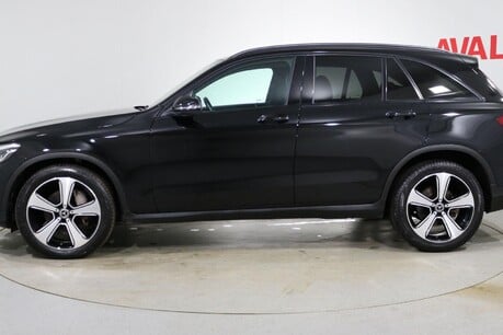 Mercedes-Benz GLC GLC 220 D 4MATIC URBAN EDITION Image 4