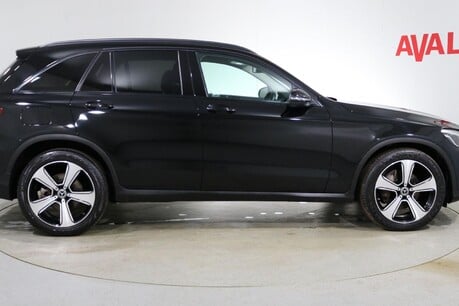 Mercedes-Benz GLC GLC 220 D 4MATIC URBAN EDITION Image 8