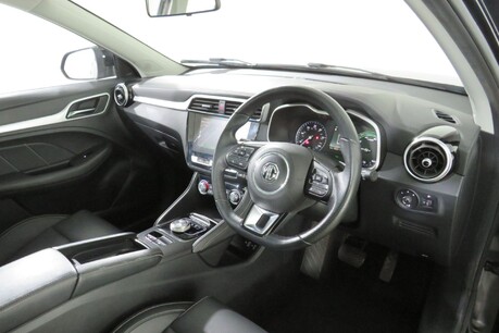 MG ZS EXCLUSIVE Image 12