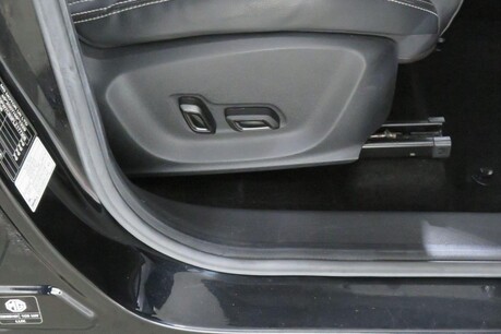 MG ZS EXCLUSIVE Image 23