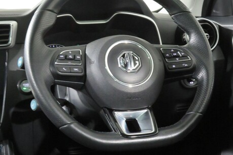 MG ZS EXCLUSIVE Image 35