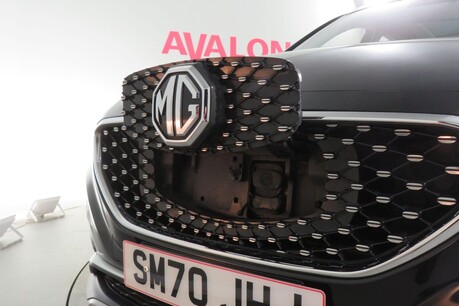 MG ZS EXCLUSIVE Image 42